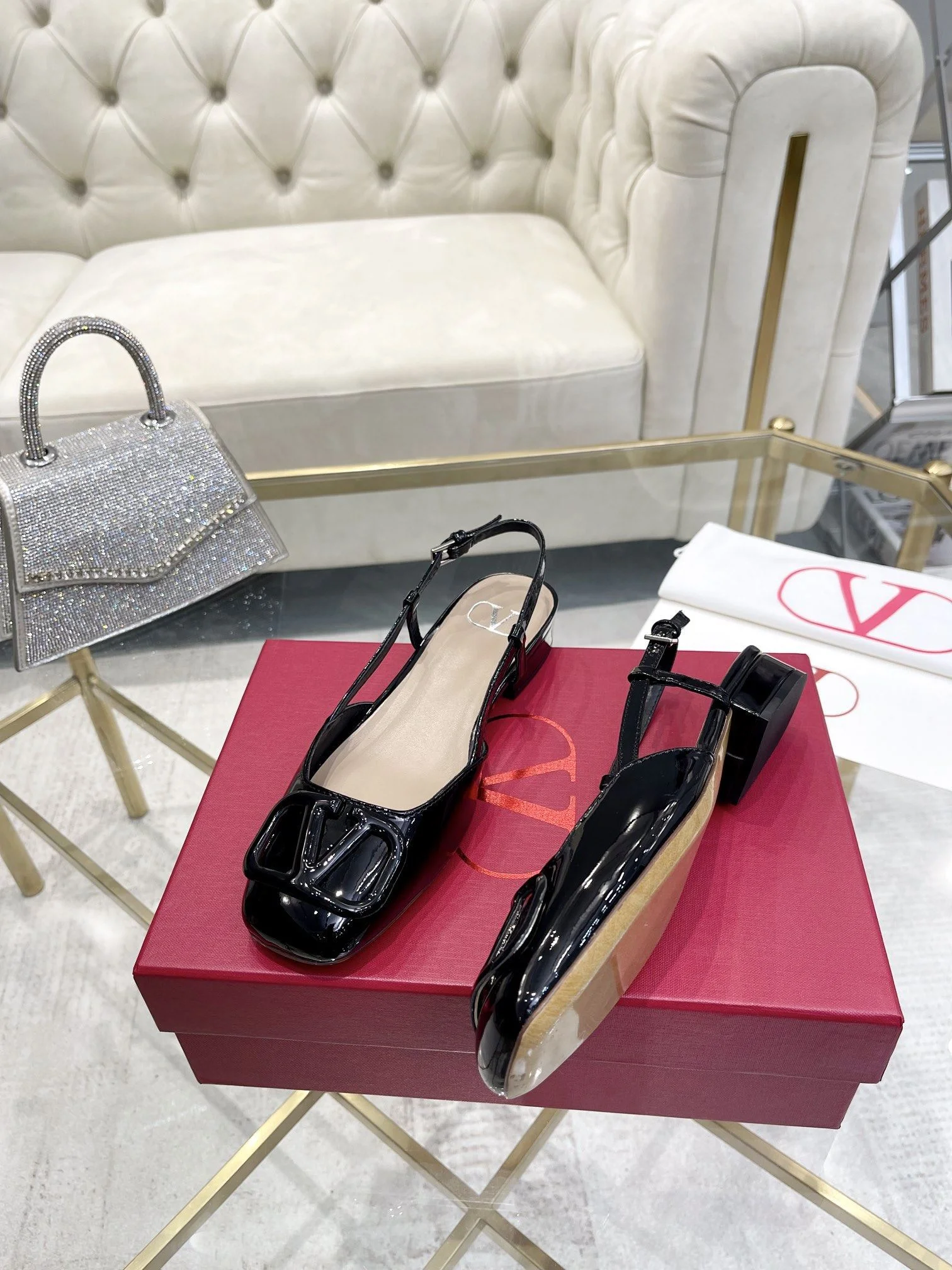 Stylish Valentino Sandals 36049