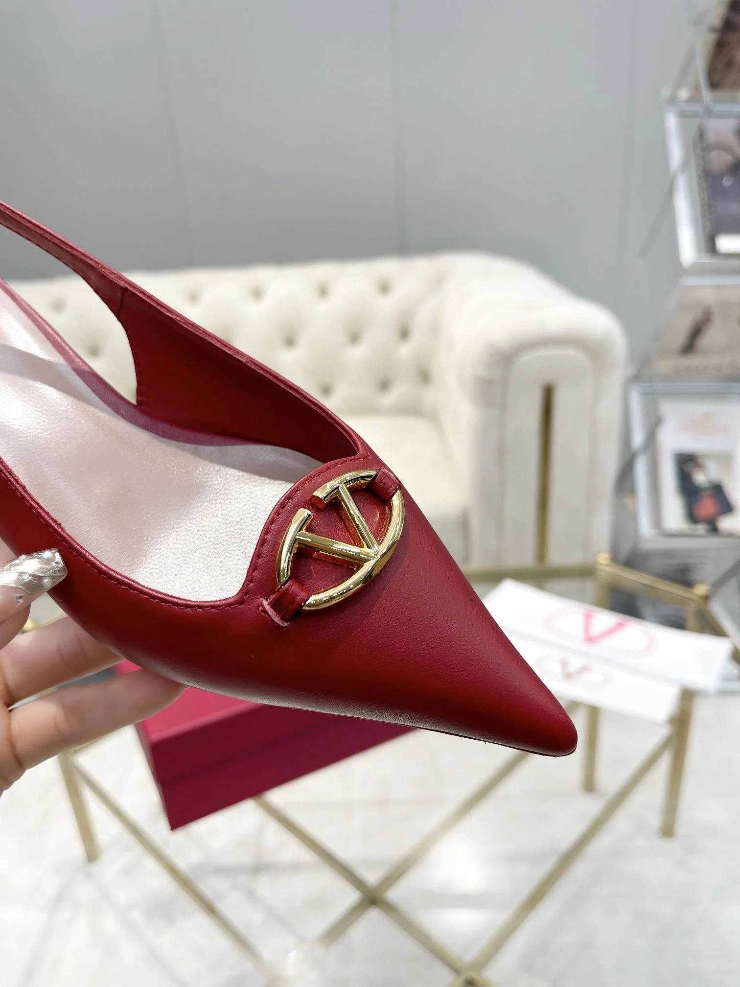 DailyWear Valentino Sandals 36035