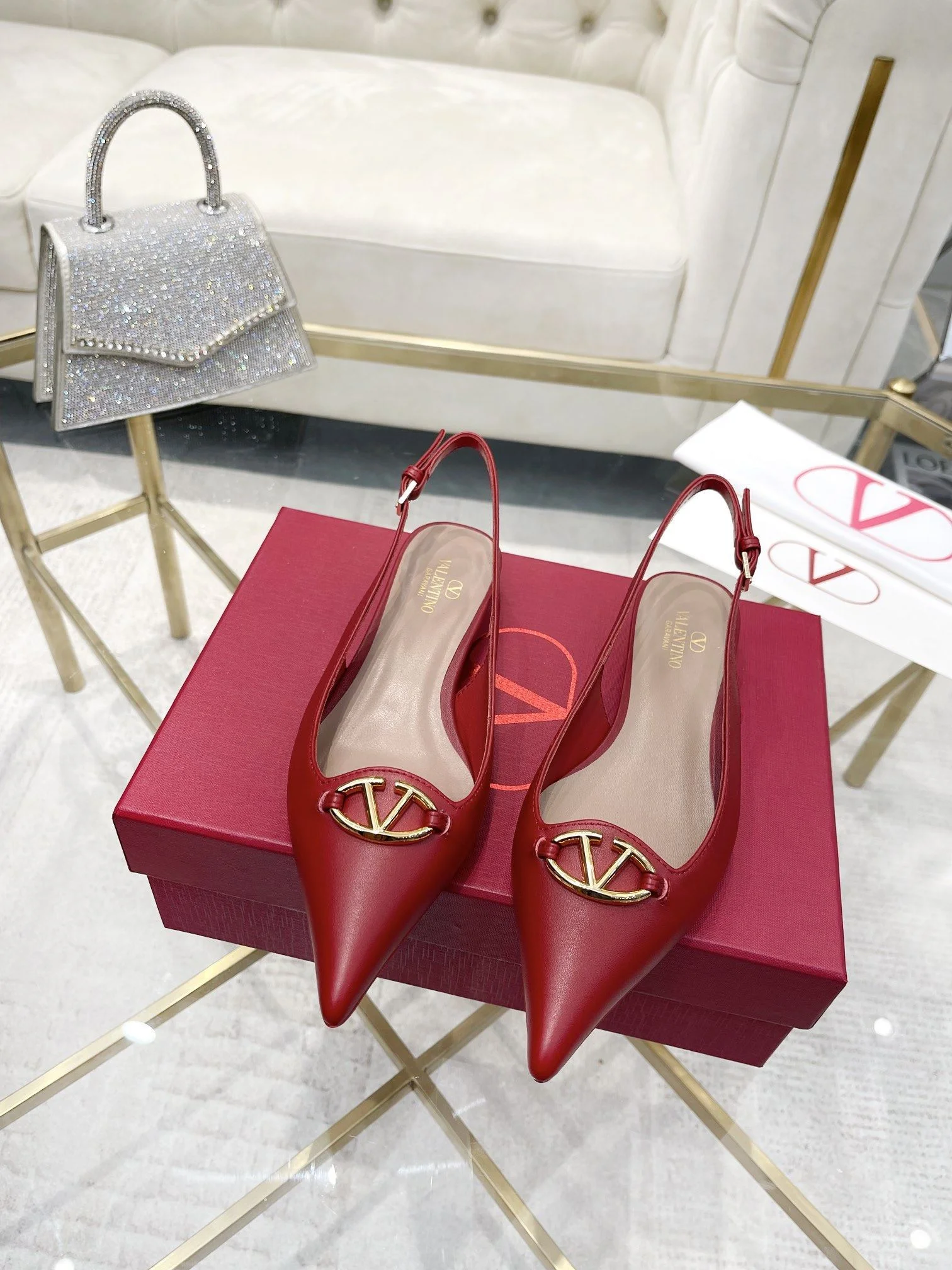 DailyWear Valentino Sandals 36035