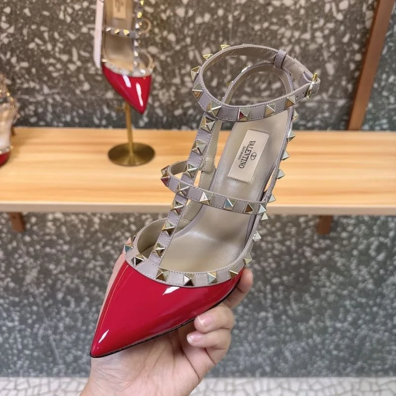 Valentino Sandals Stylish 36019