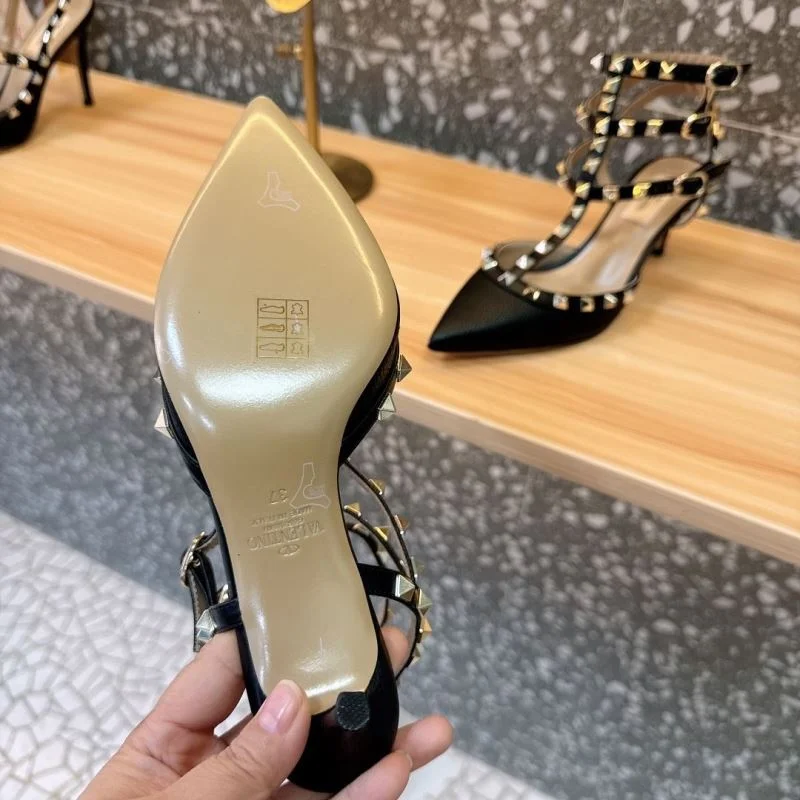 Valentino Sandals Vibrant 36014