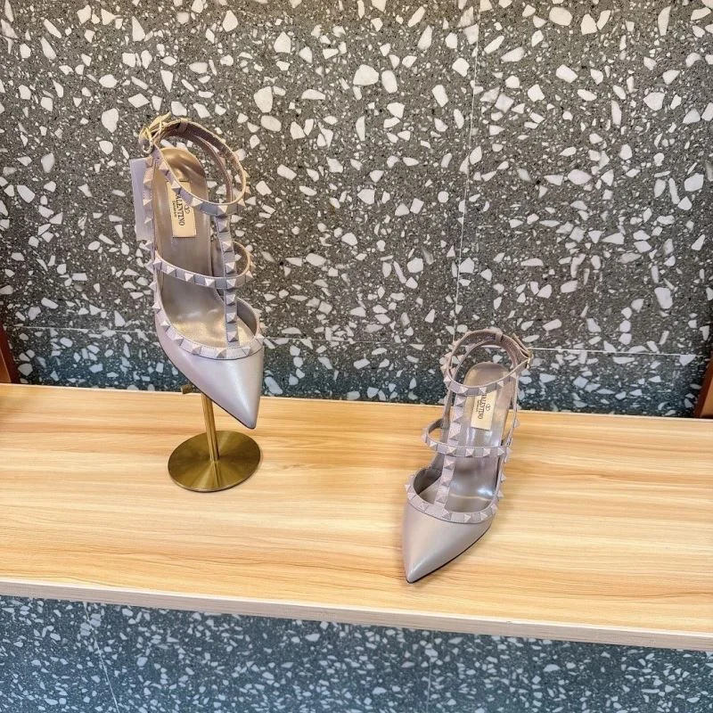 UrbanStyle Valentino Sandals 36021
