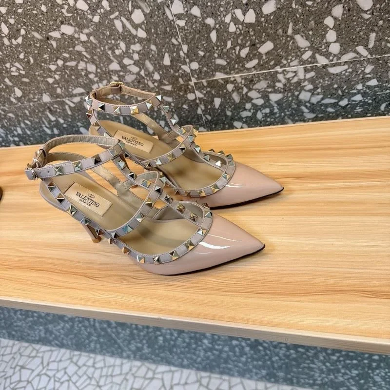 Valentino Sandals Modern 36017
