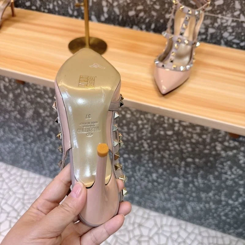 Valentino Sandals Modern 36017