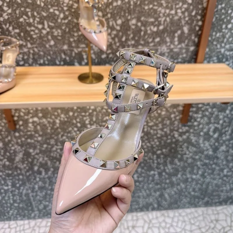 Valentino Sandals Premium 36016