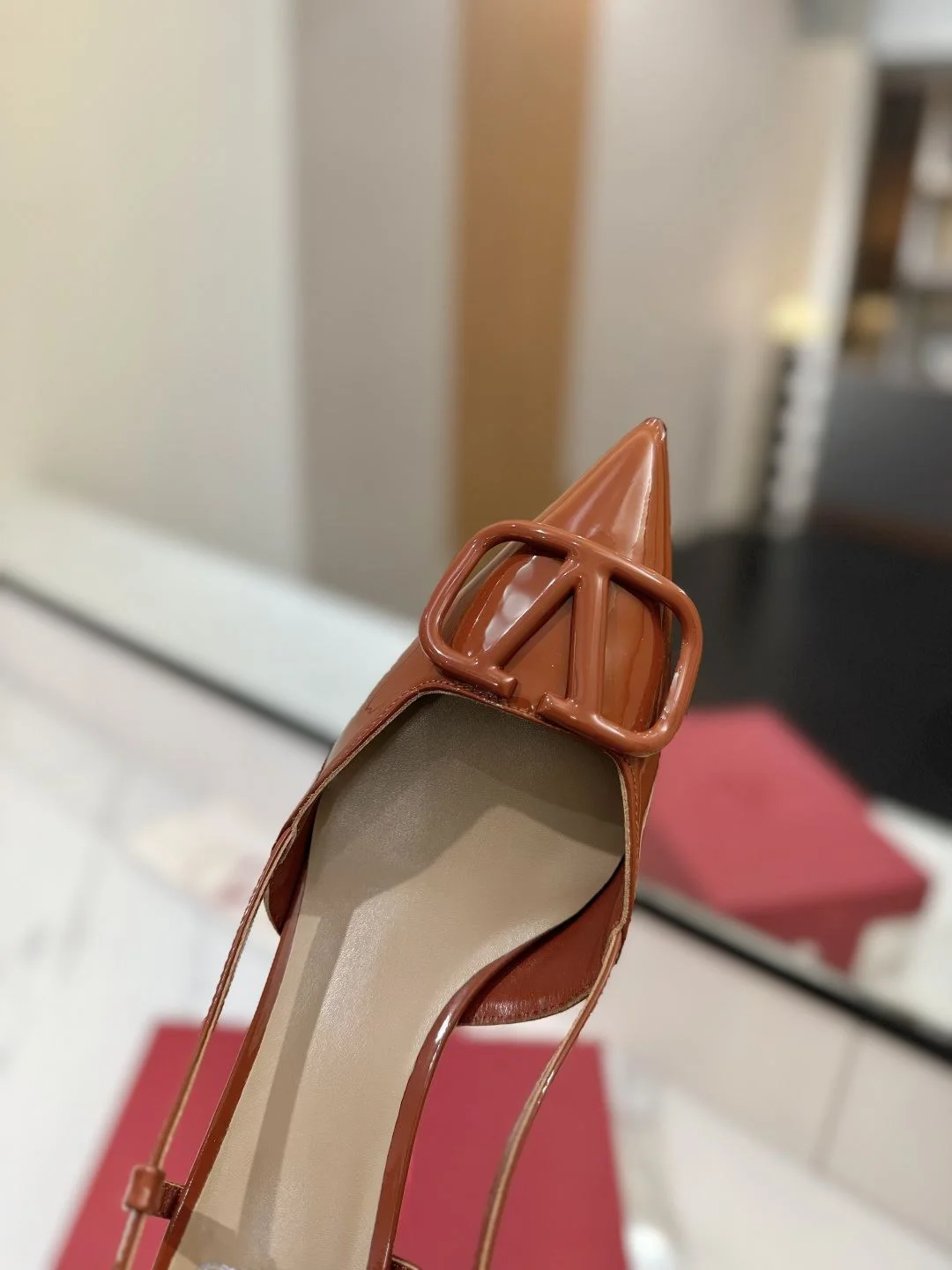 EasyCare Valentino Sandals 36008