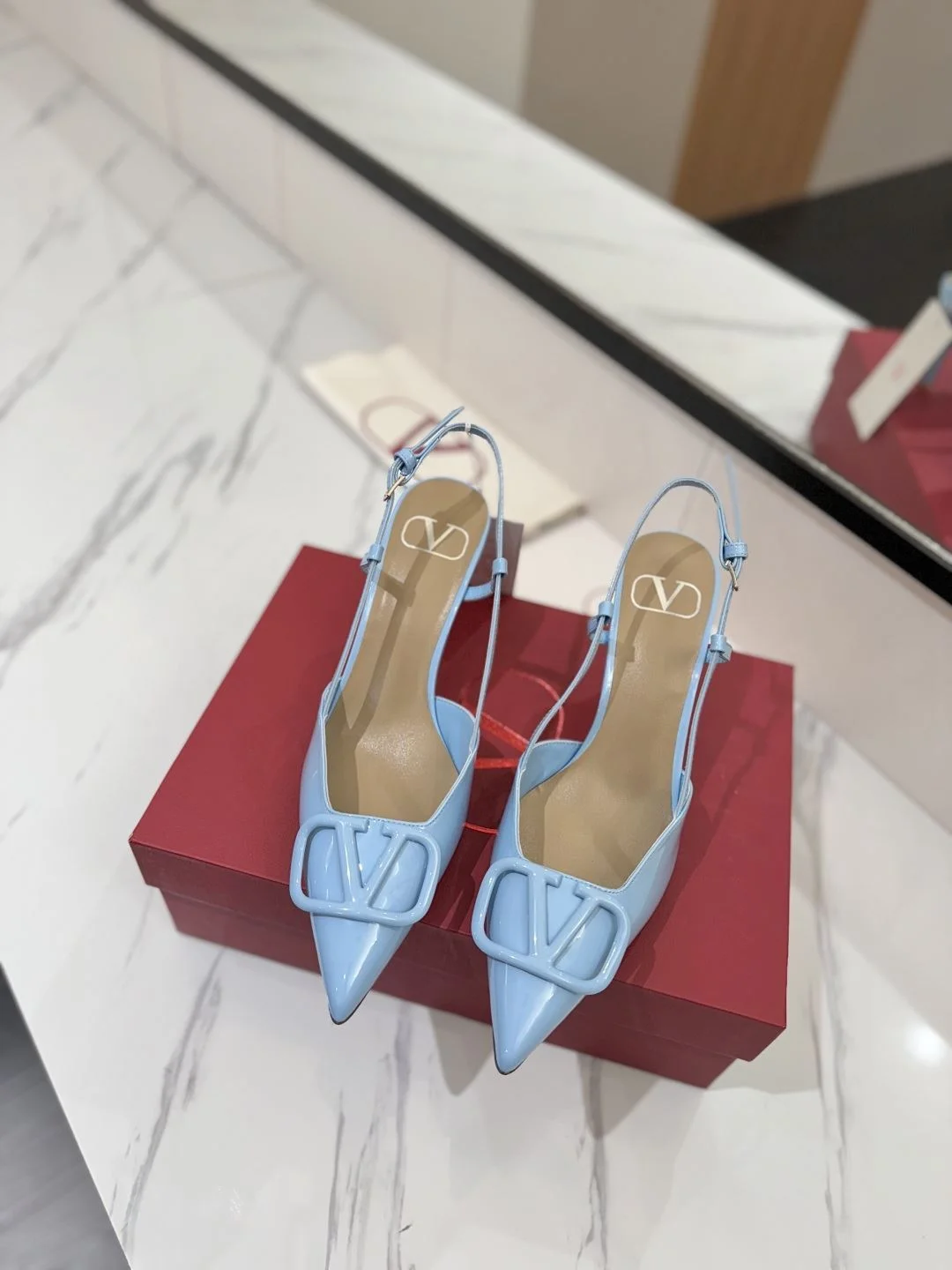 Breathable Valentino Sandals 35988