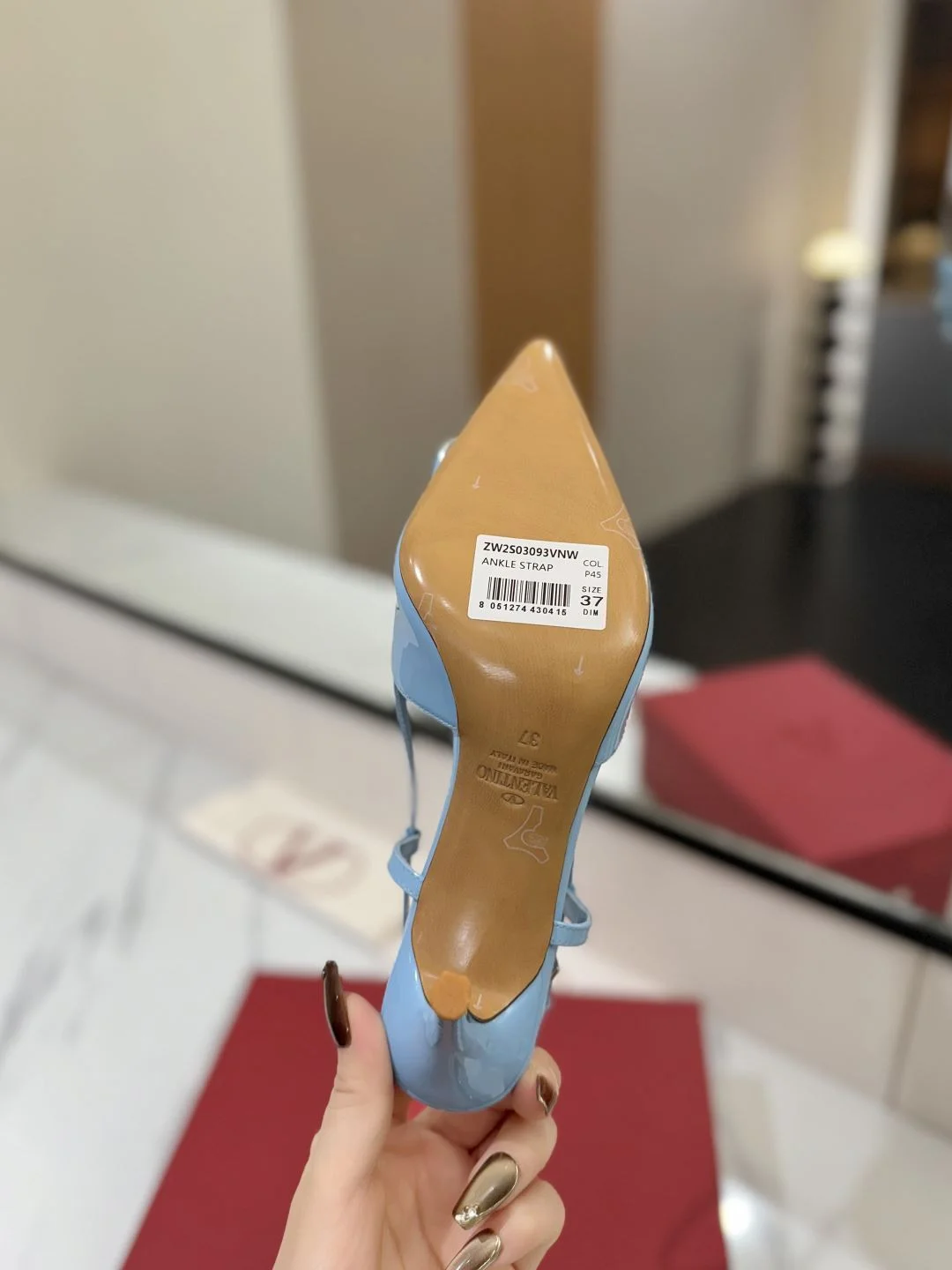 Breathable Valentino Sandals 35988