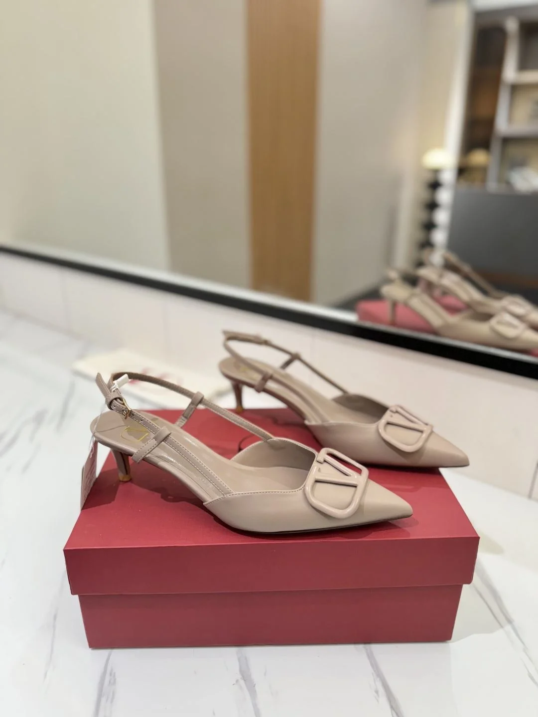 Tailored Valentino Sandals 35989