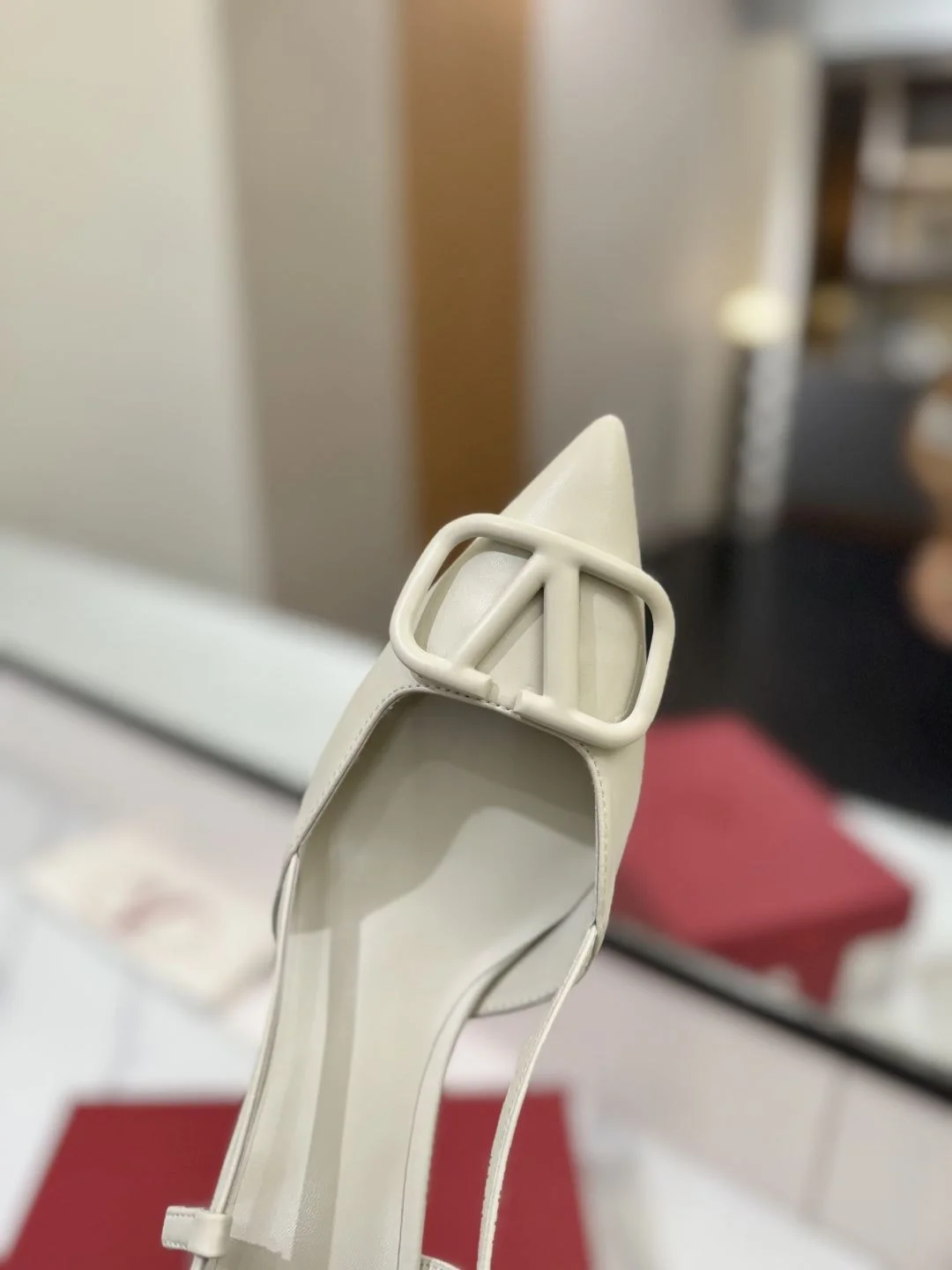 Valentino Sandals Lightweight 35987
