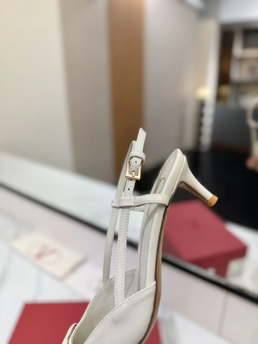Valentino Sandals Lightweight 35987