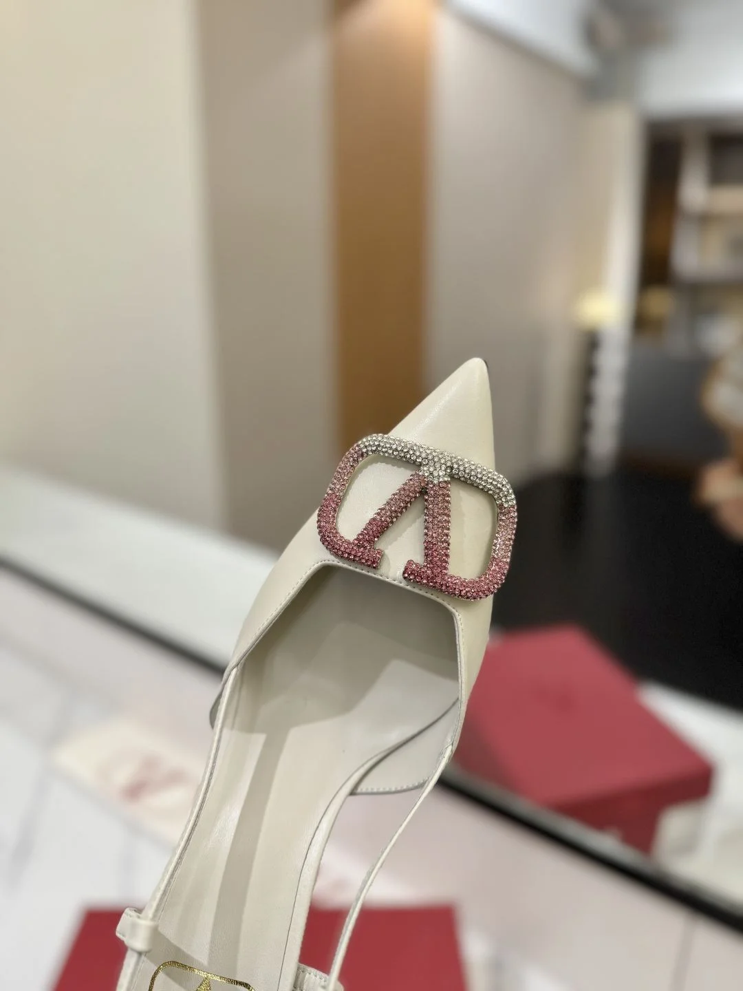 Valentino Sandals Soft 35980