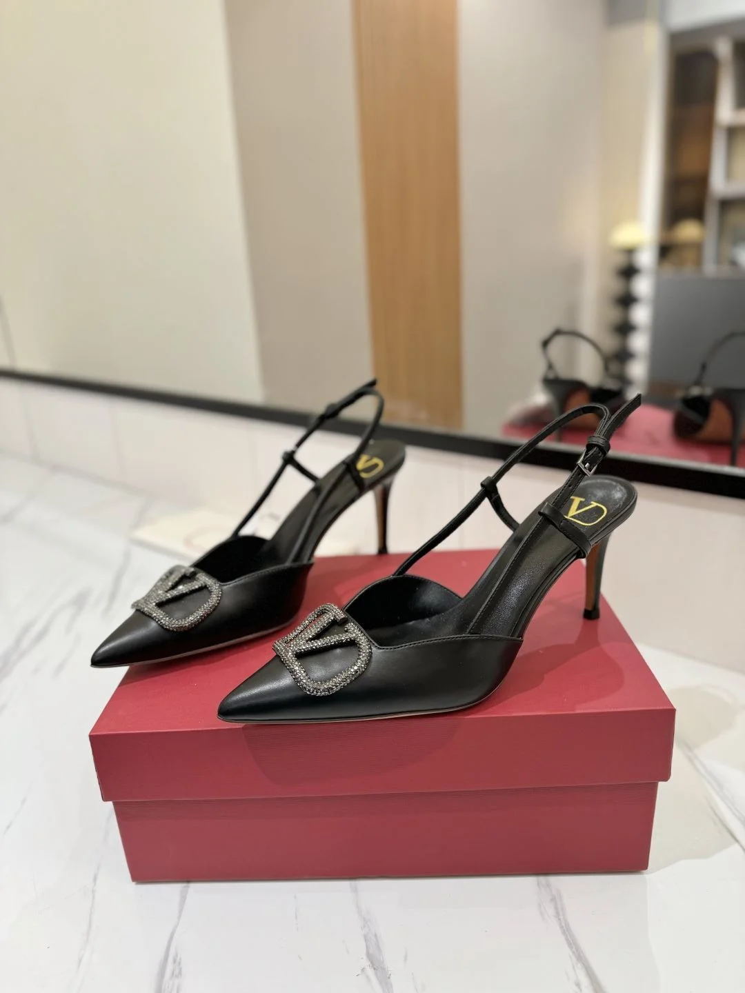 TopPick Valentino Sandals 35975