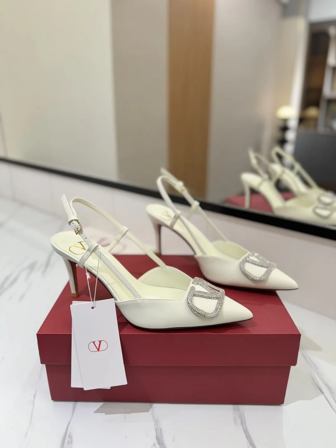 Valentino Sandals Comfortable 35973