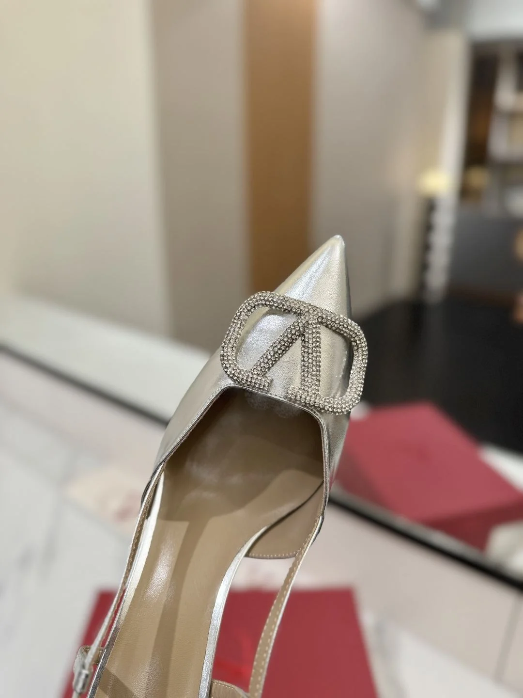 DailyWear Valentino Sandals 35970