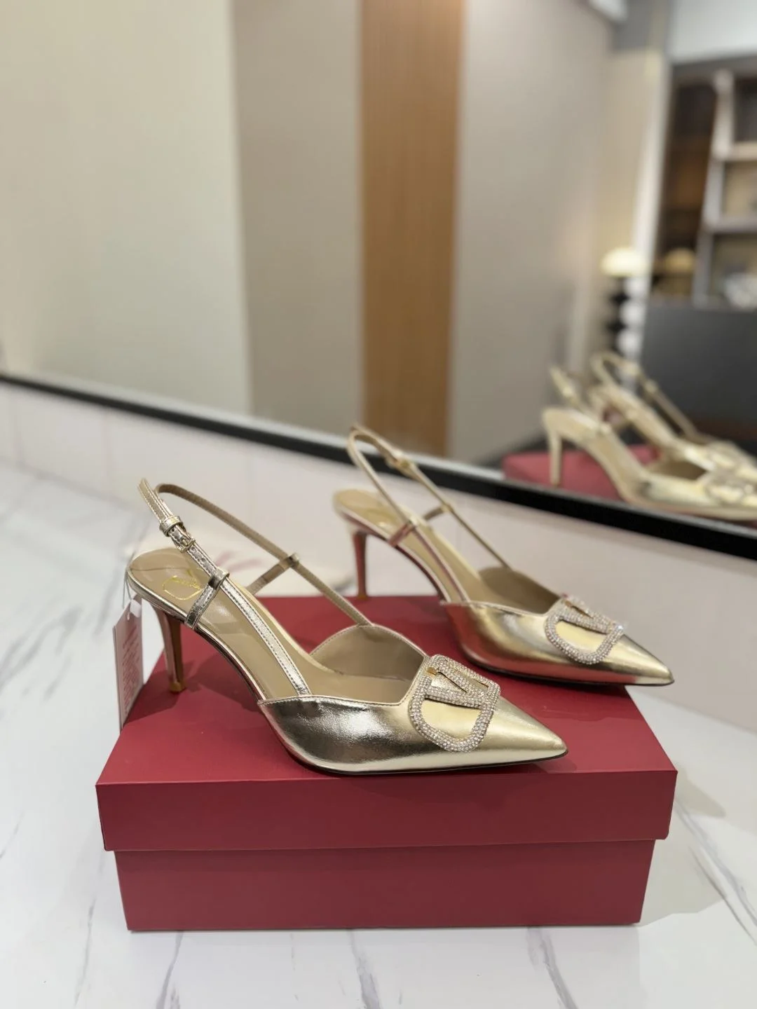 StreetReady Valentino Sandals 35972