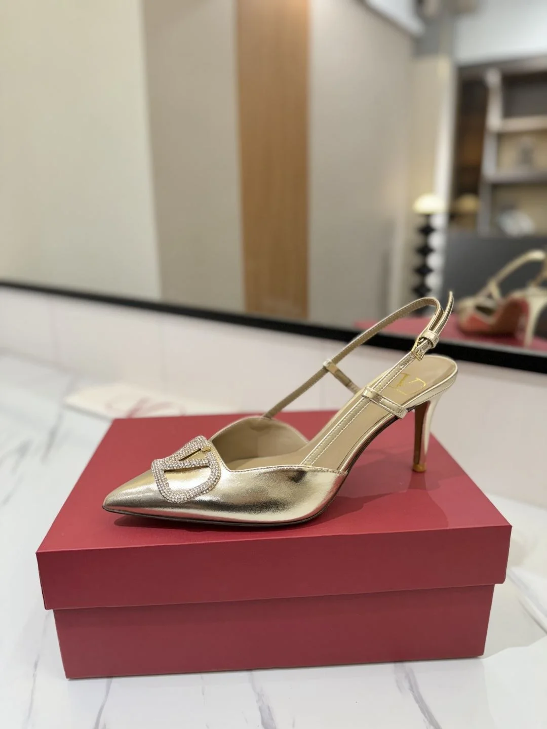 StreetReady Valentino Sandals 35972