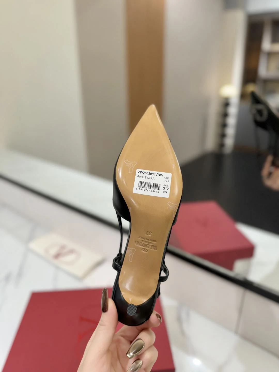 Valentino Sandals Vibrant 35969
