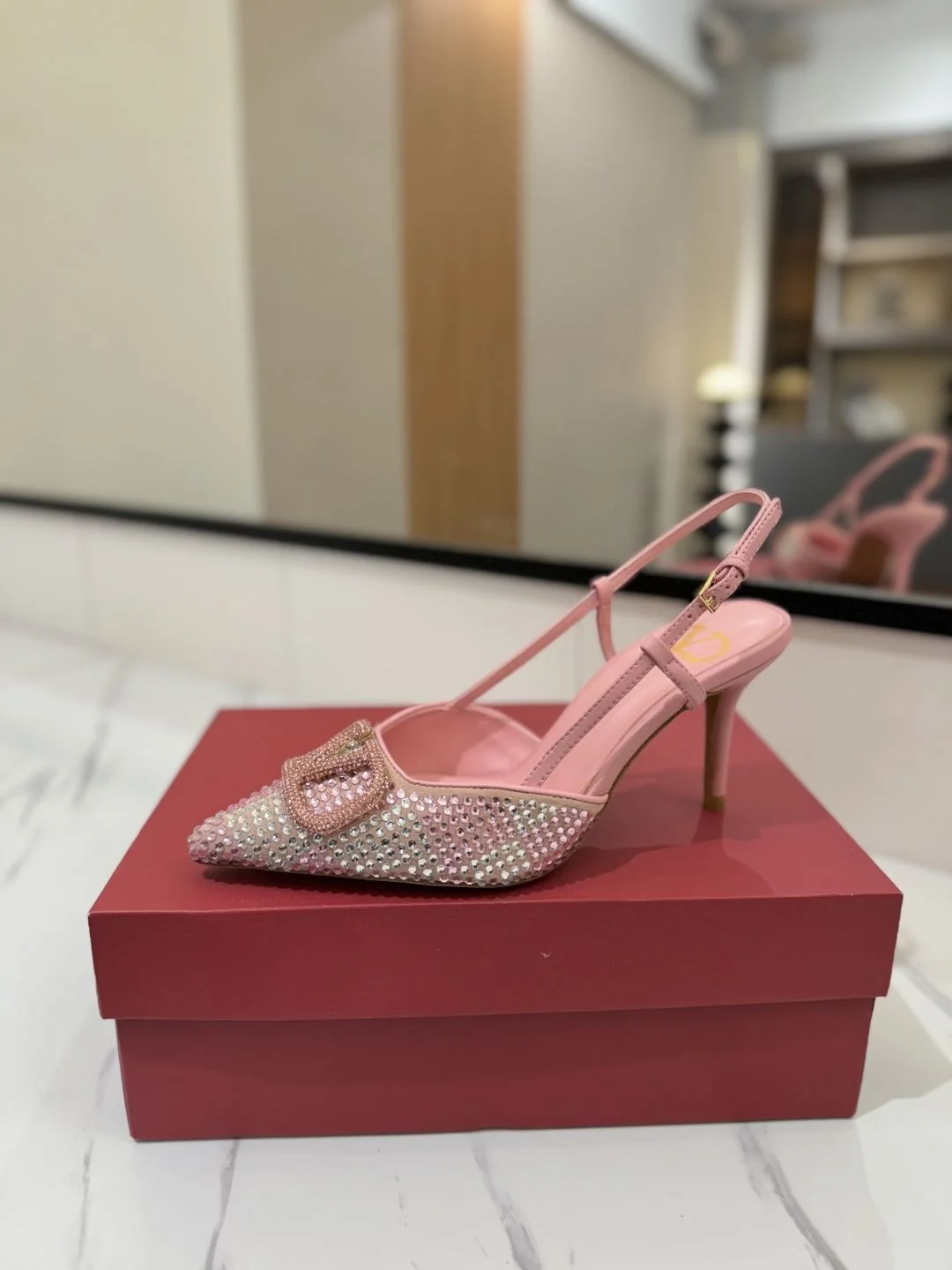 UrbanStyle Valentino Sandals 35964