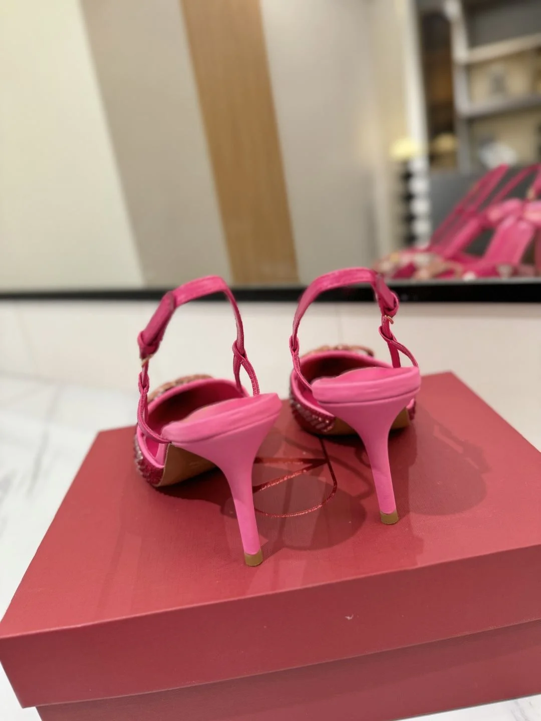 Valentino Sandals Soft 35961
