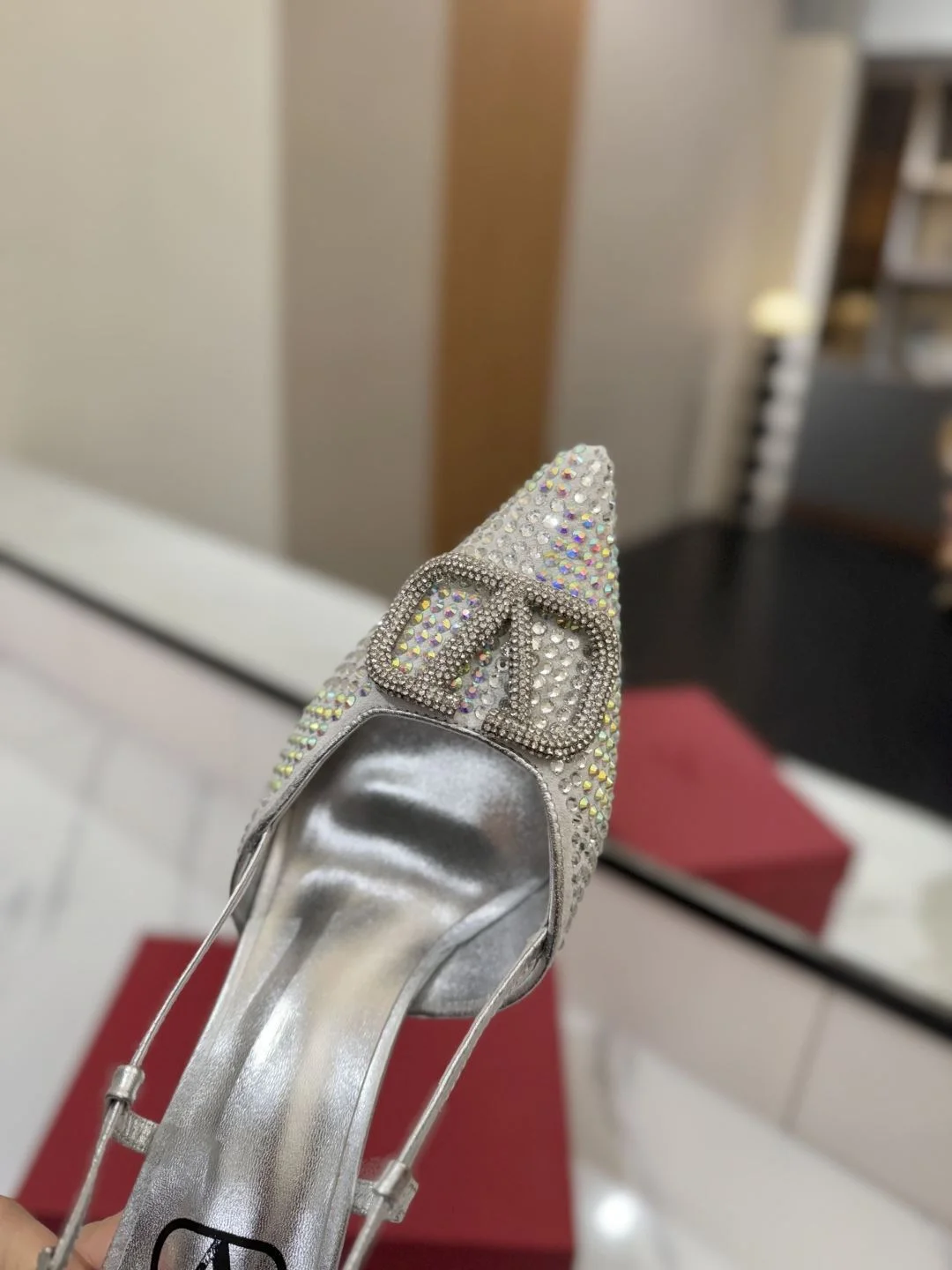 UrbanStyle Valentino Sandals 35957
