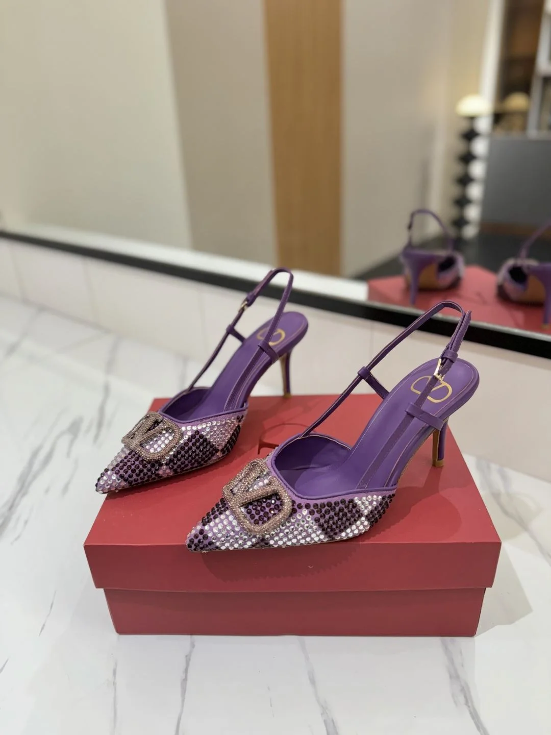 AllSeason Valentino Sandals 35953