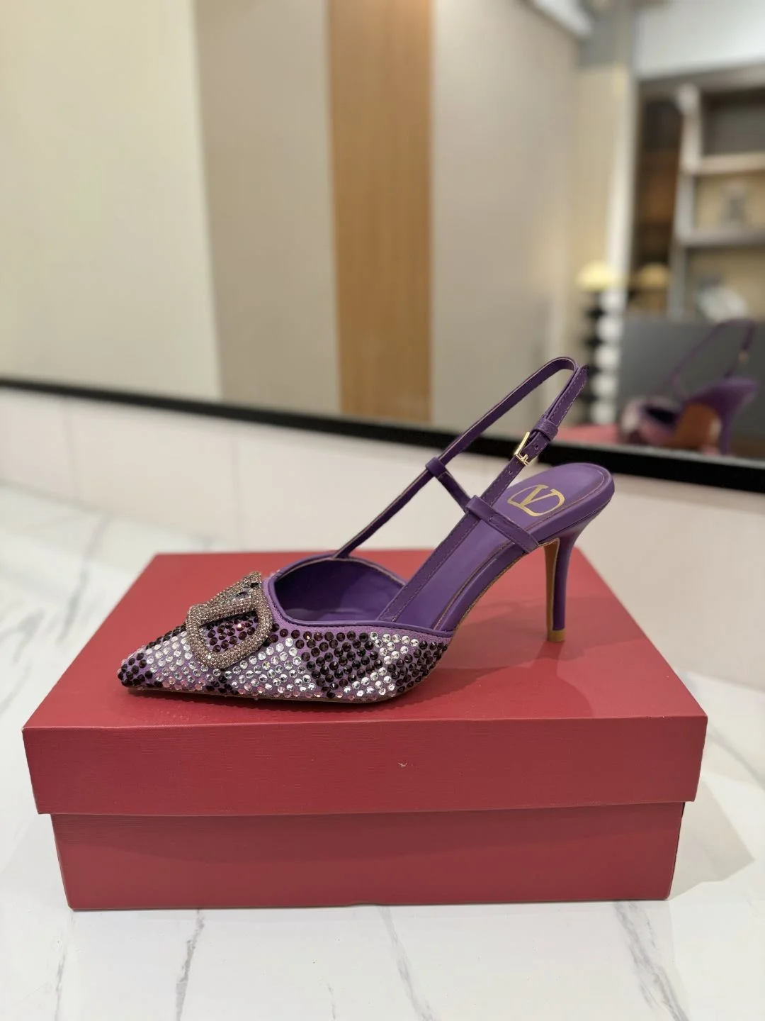 AllSeason Valentino Sandals 35953