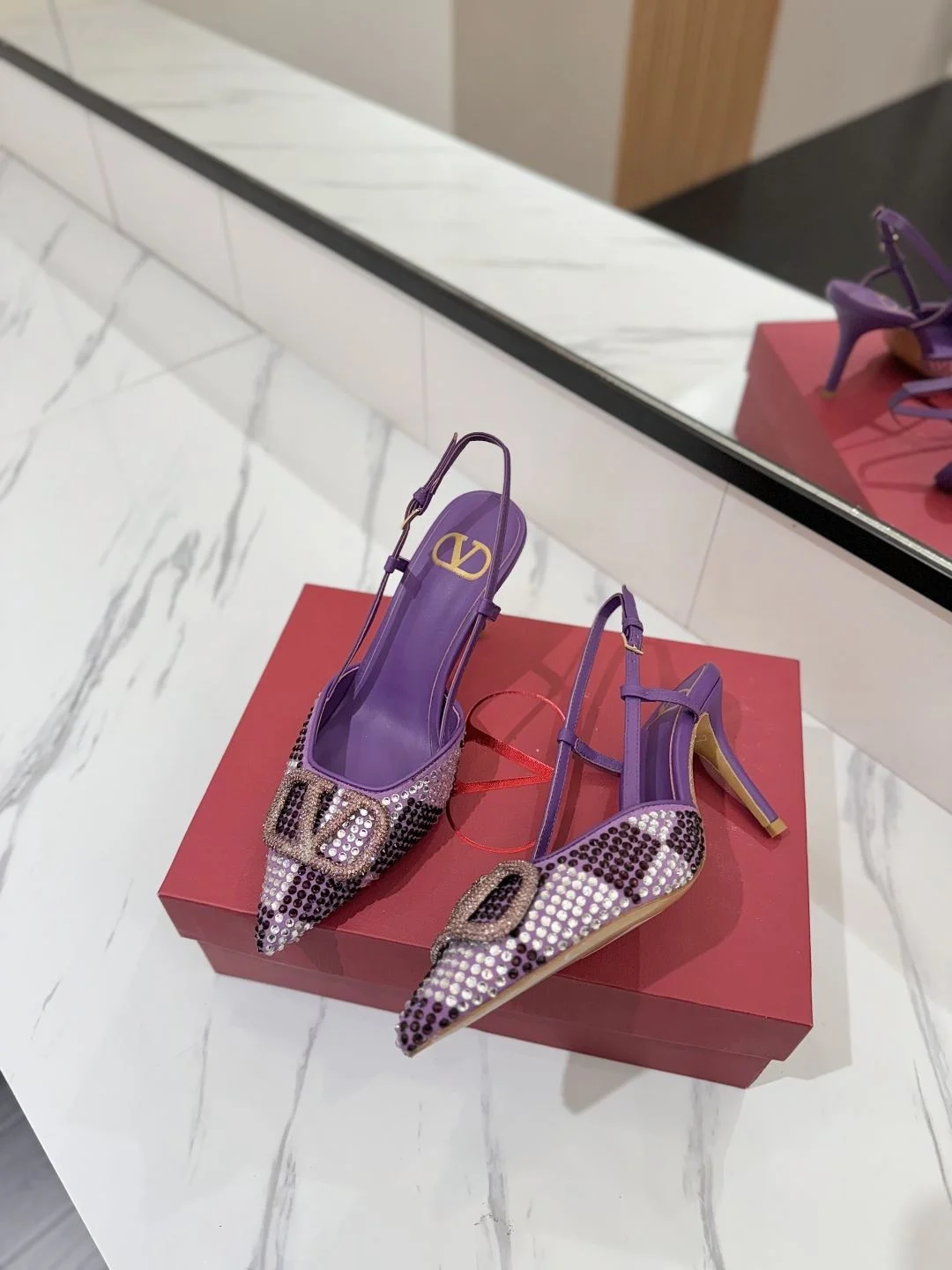 AllSeason Valentino Sandals 35953