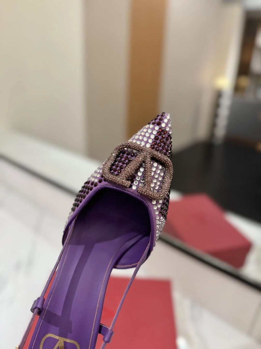 AllSeason Valentino Sandals 35953
