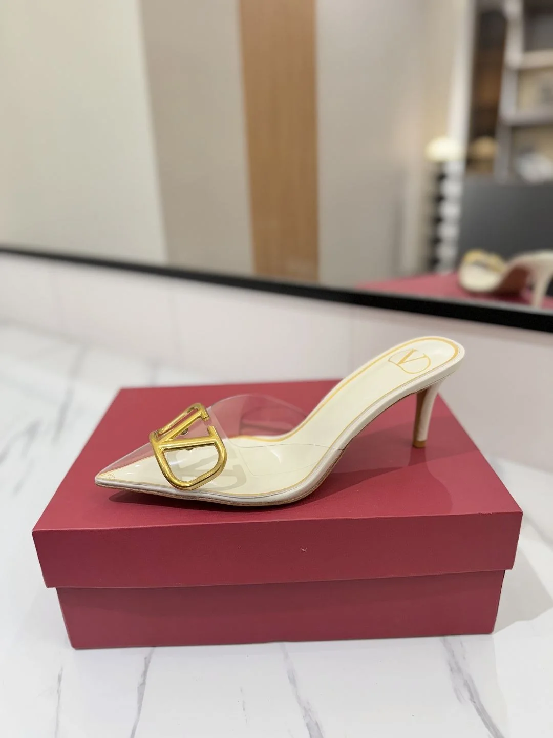 Comfortable Valentino Sandals 35950