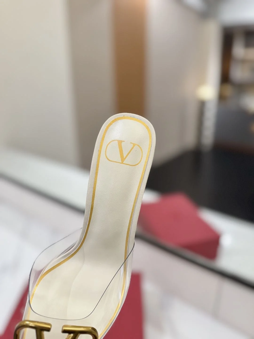 Comfortable Valentino Sandals 35950