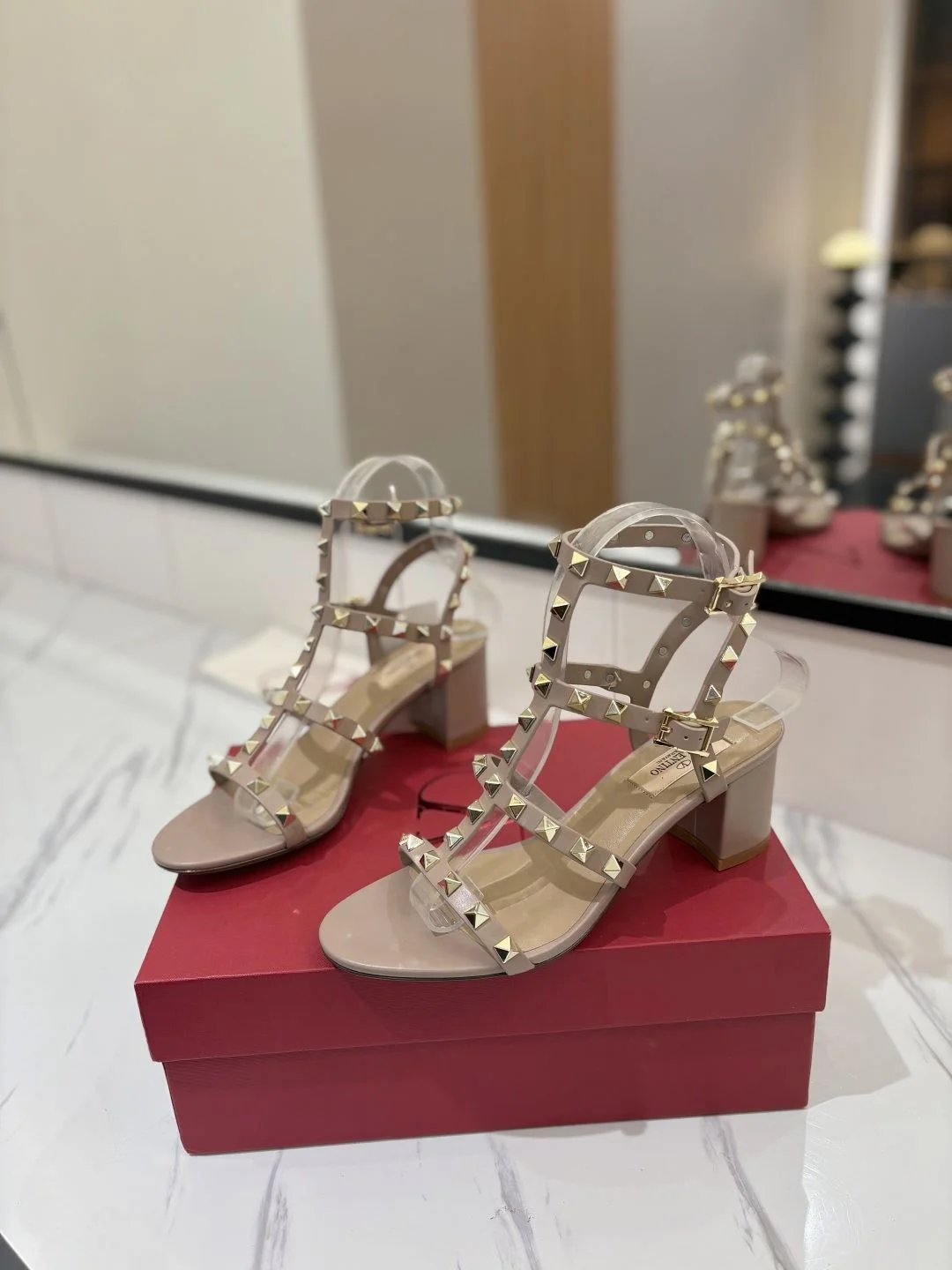 Valentino Sandals Functional 35944