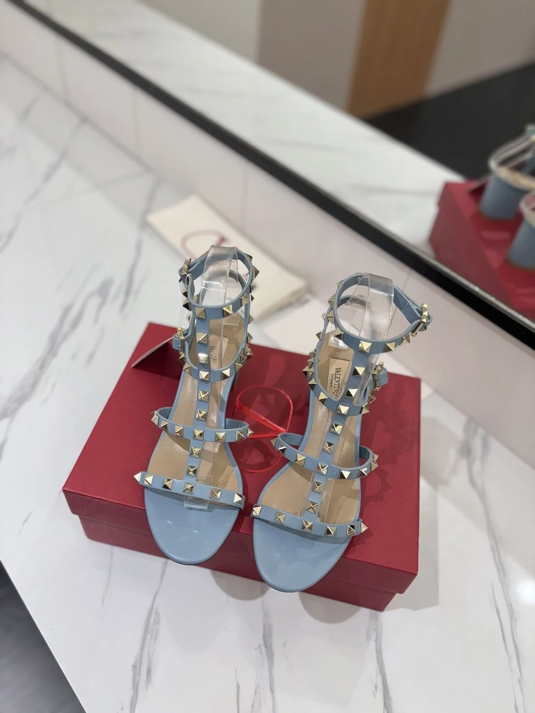 Valentino Sandals Casual 35948