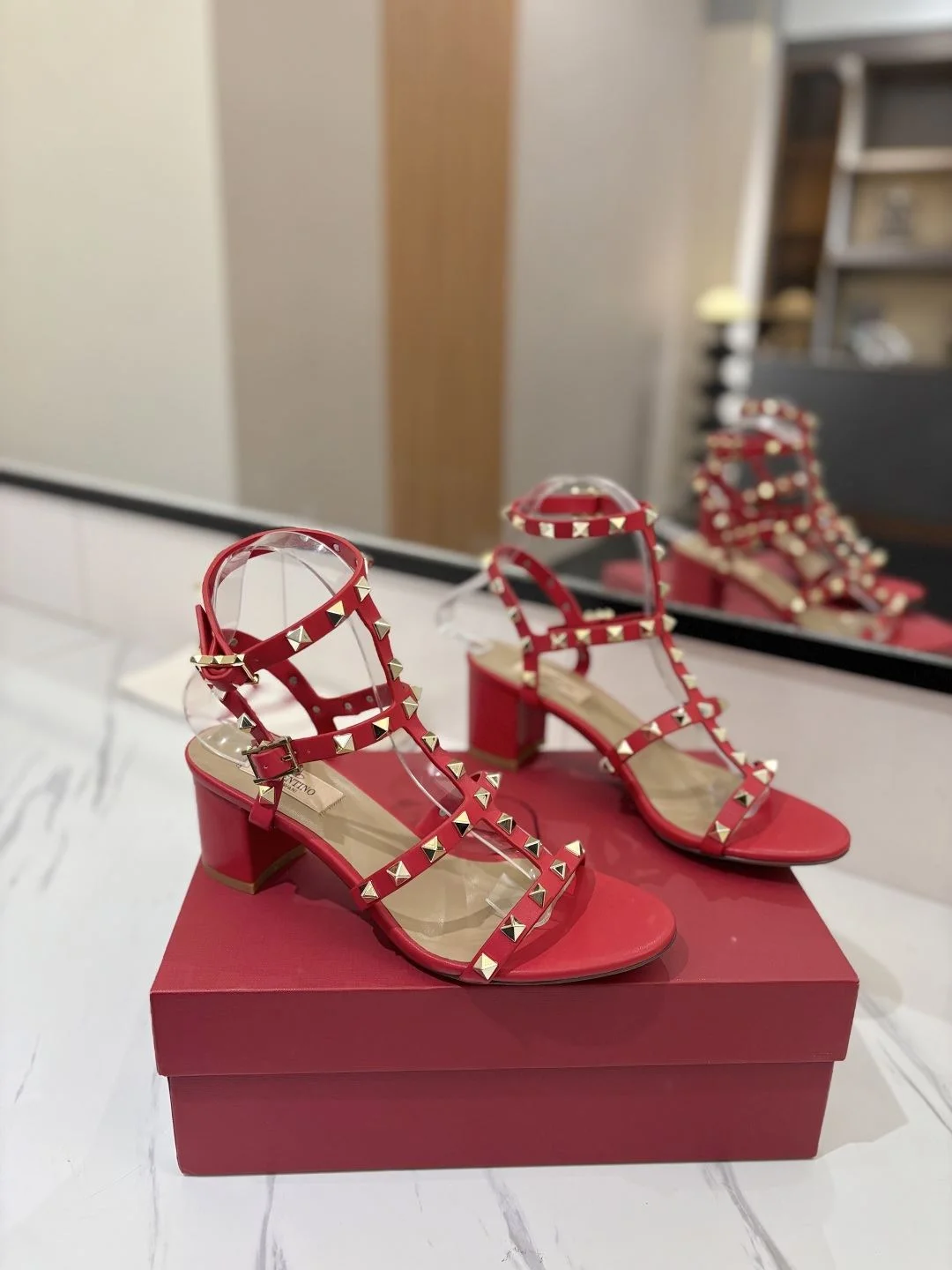 Stretchable Valentino Sandals 35942