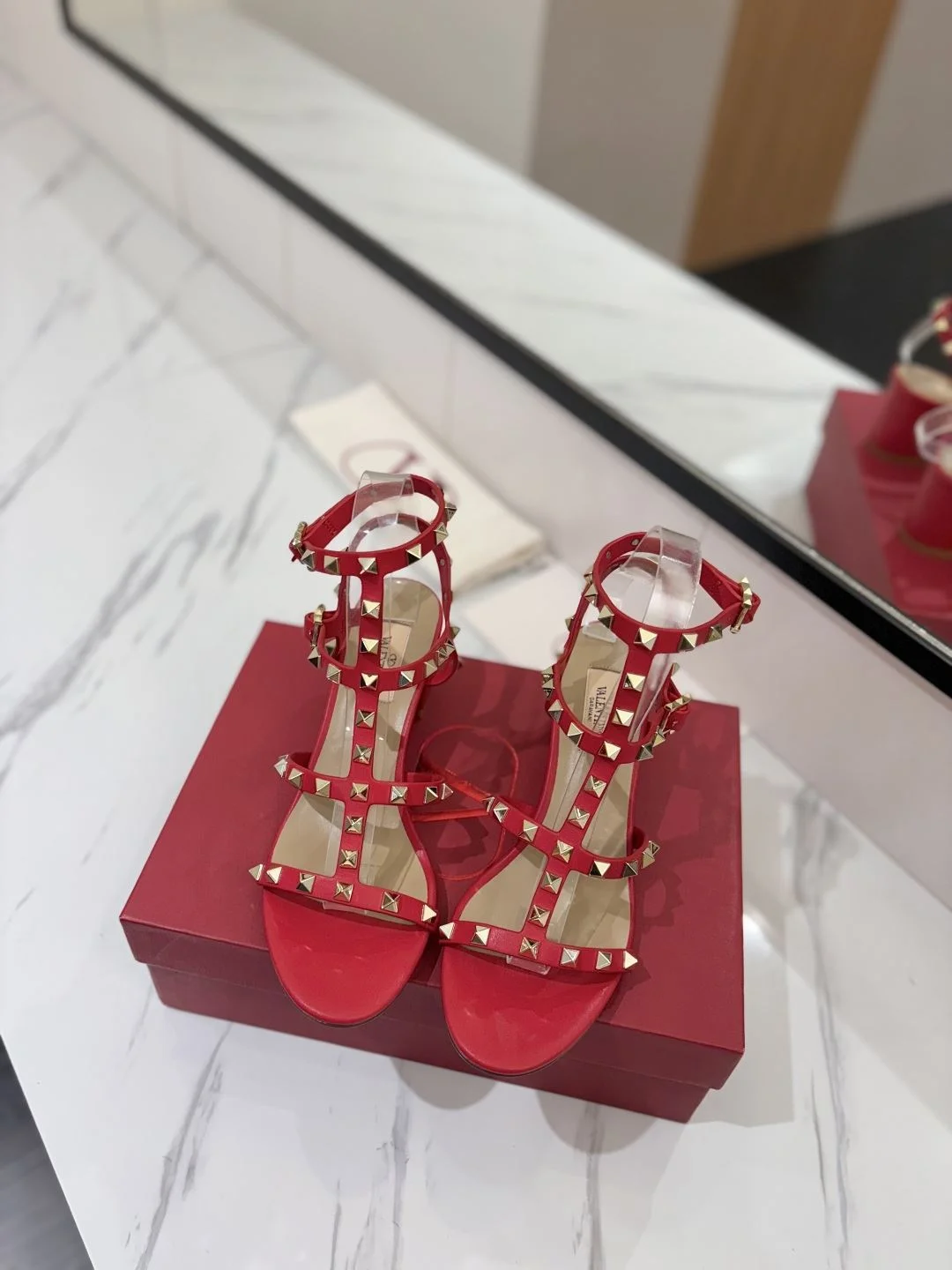 Stretchable Valentino Sandals 35942