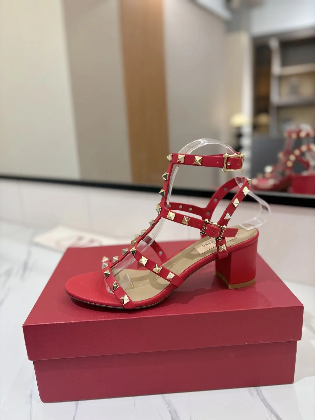 Stretchable Valentino Sandals 35942
