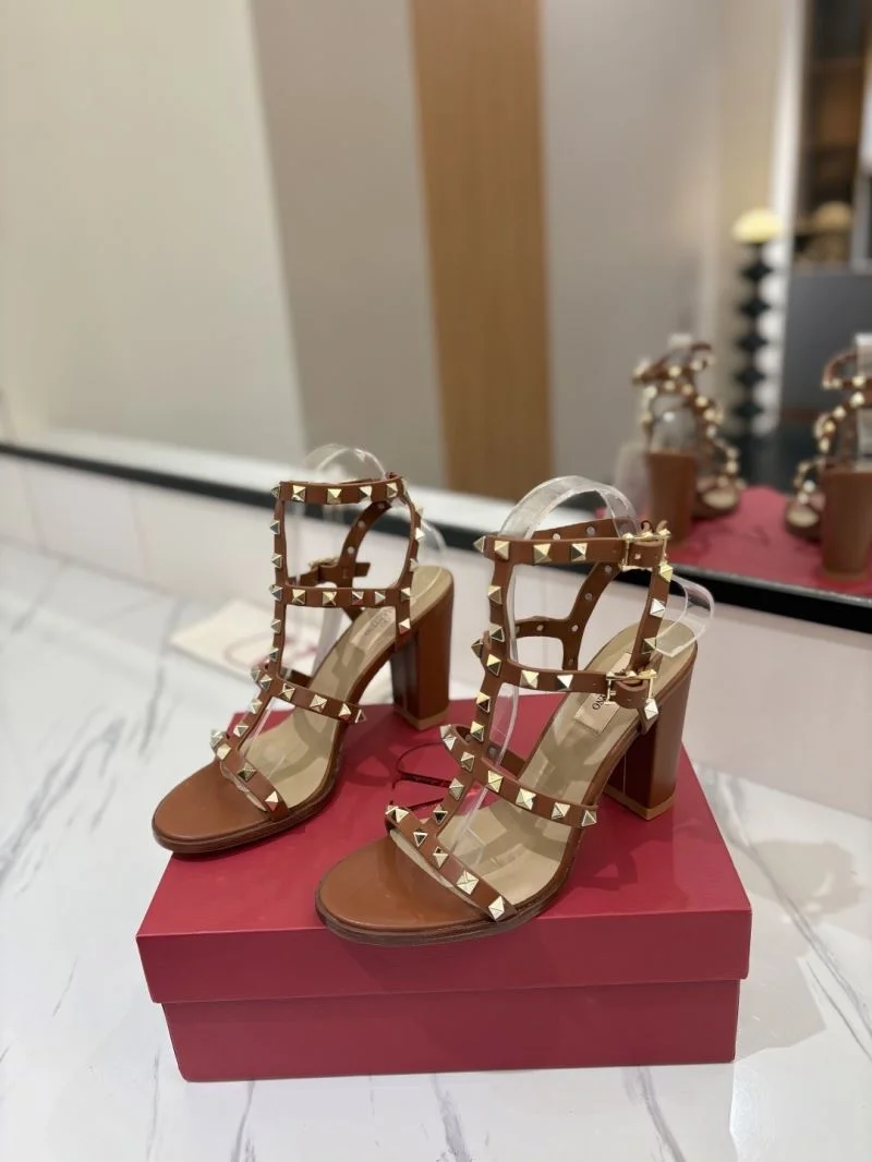 Comfortable Valentino Sandals 35938