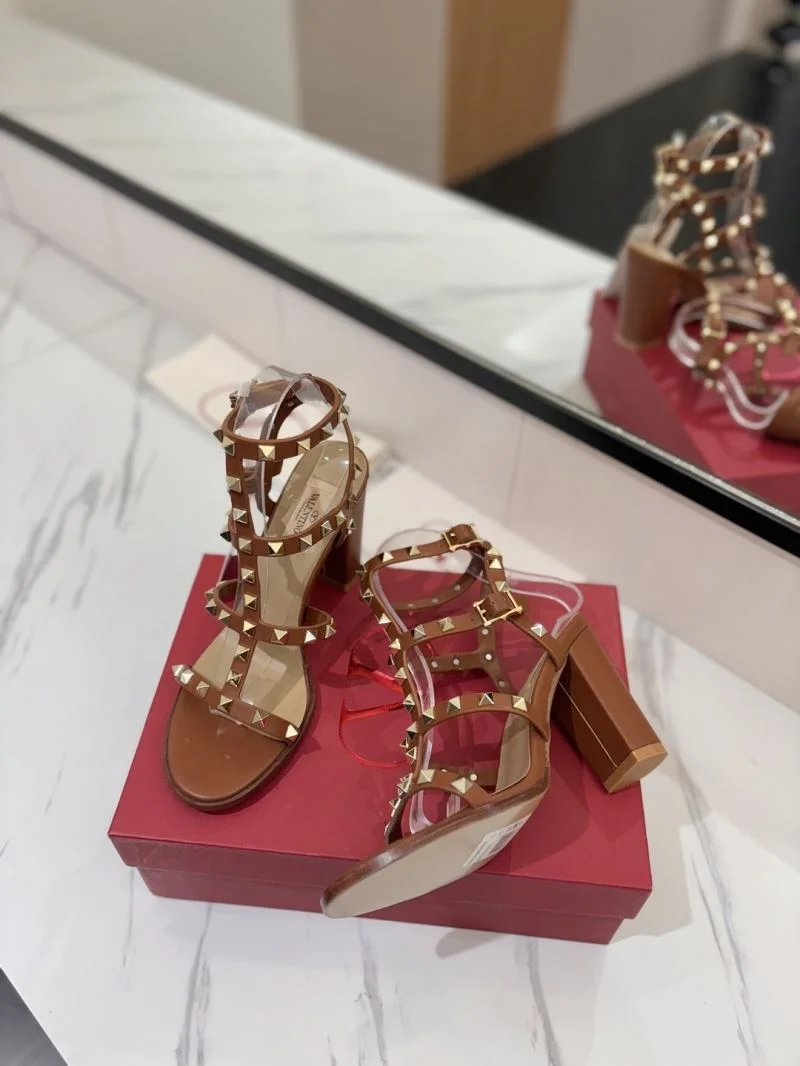 Comfortable Valentino Sandals 35938