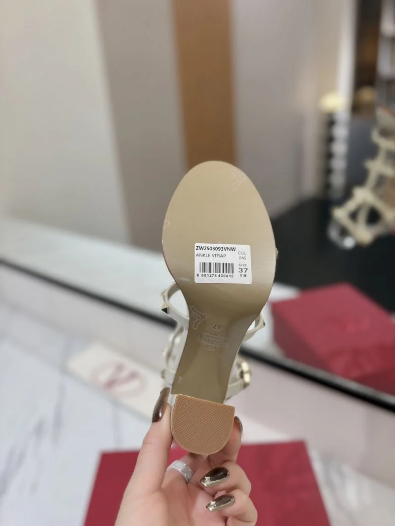 Comfortable Valentino Sandals 35938