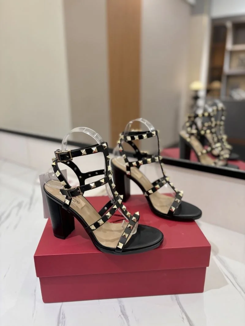 Valentino Sandals Efficient 35933