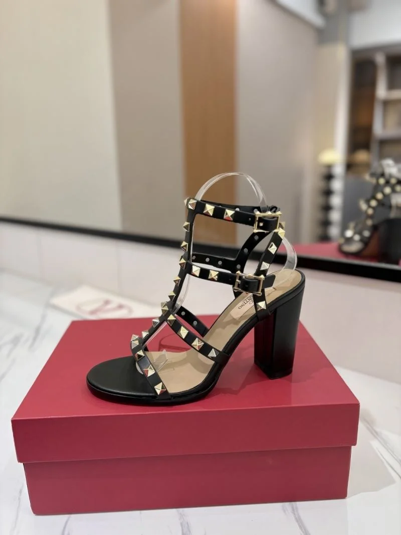 Valentino Sandals Efficient 35933