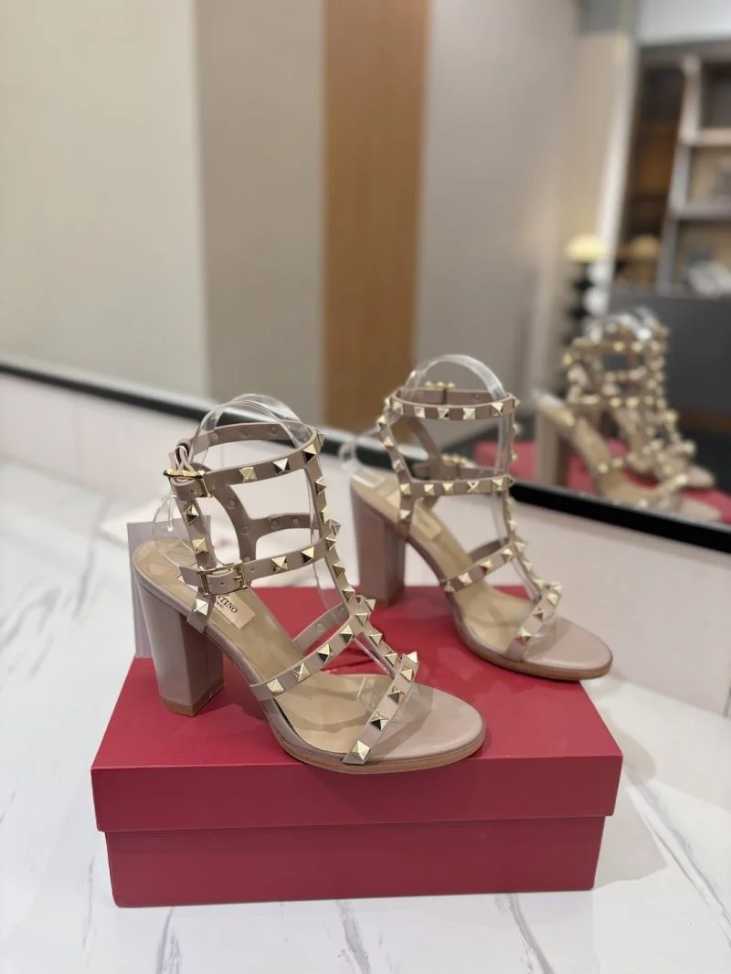 Valentino Sandals Minimalist 35934