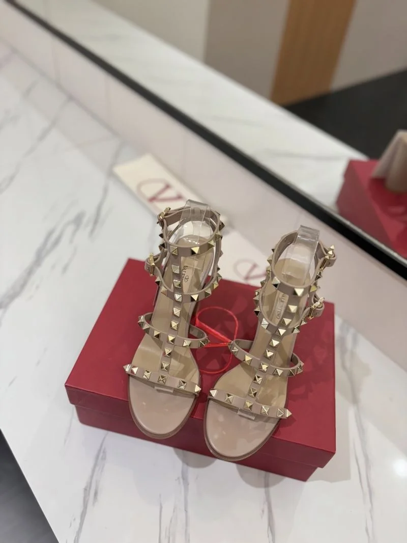 Valentino Sandals Minimalist 35934