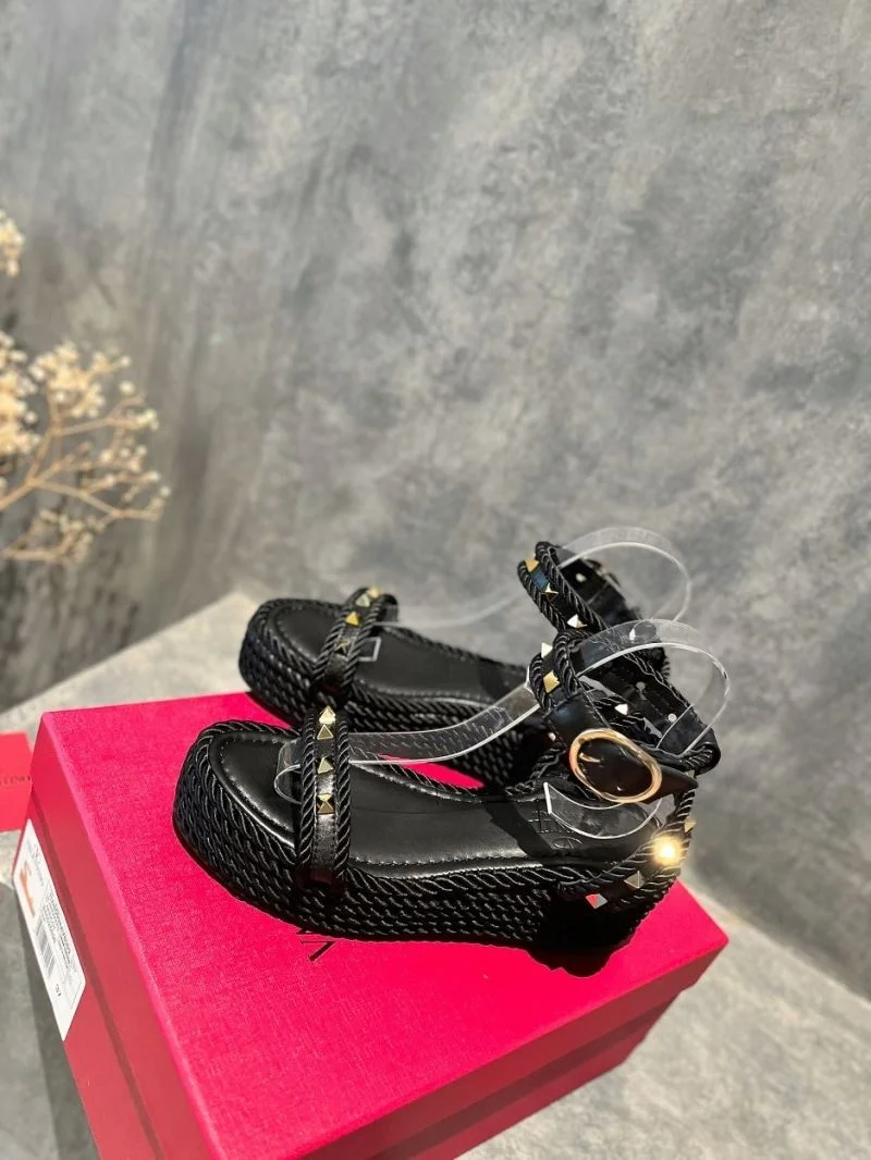 StreetReady Valentino Sandals 35931