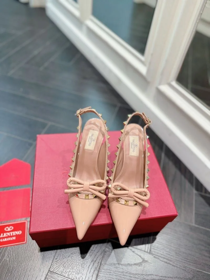 Efficient Valentino Sandals 35929