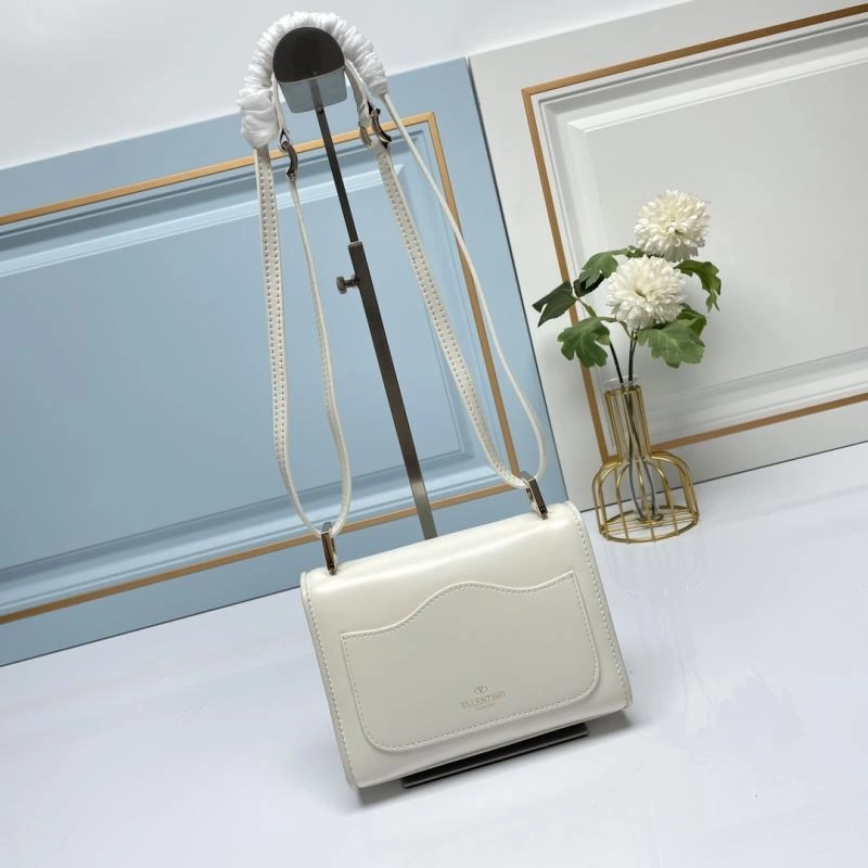 Effortless Valentino Satchel Bags 87099