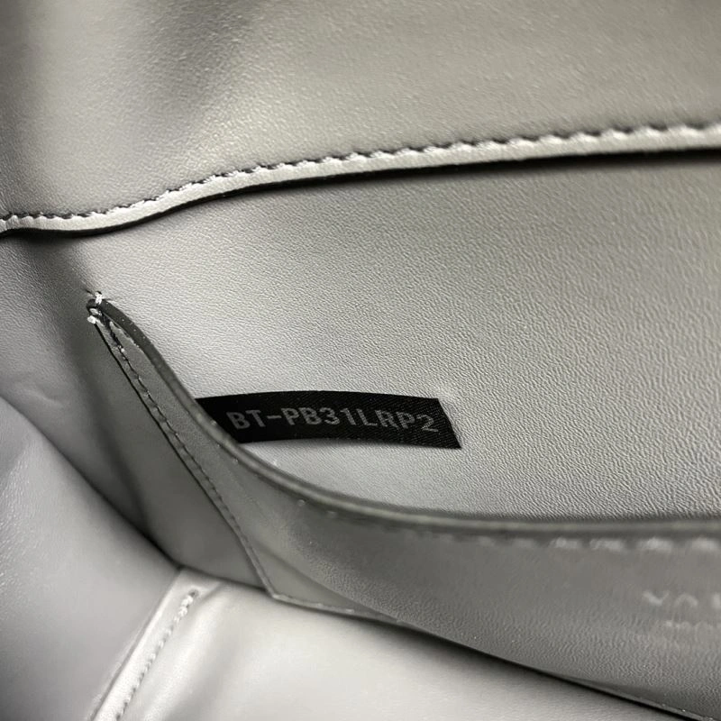 Valentino Satchel Bags Sleek 87035