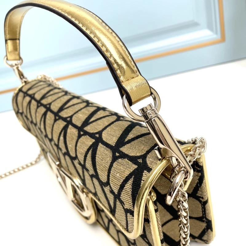 Tailored Valentino Satchel Bags 87021
