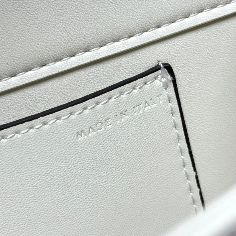 Resilient Valentino Satchel Bags 86890