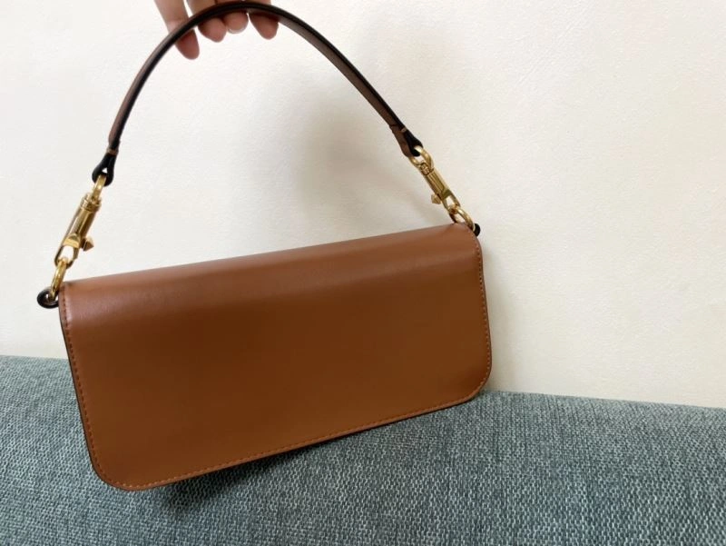 Tailored Valentino Satchel Bags 59978